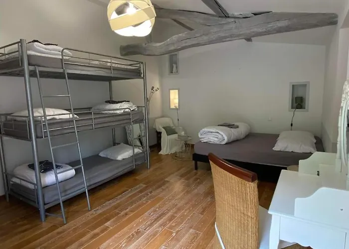 Casa de Férias Domaine Du Clody *